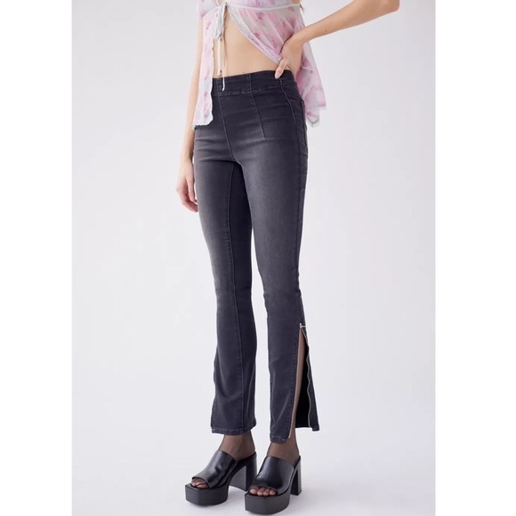 Urban Outfitters Denim - UO BDG Ankle-Zip Skinny Jean